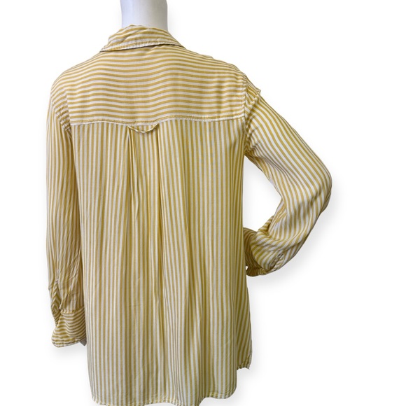 Max Studio Stripped Blouse - Picture 2 of 5